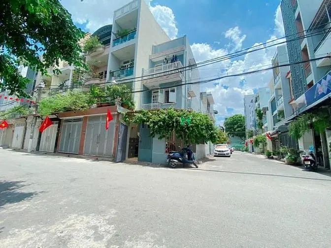 Bán Gấp Nhà Quận Tân Bình, Đường 10M, Hoàng Hoa Thám, 62M2, 3 Tầng