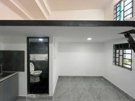 Phòng Trọ Giá Rẻ, Mới Xây, Có Gác, Ban Công Ngay Chợ Bà Chiểu