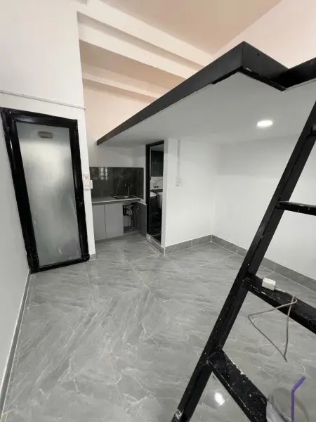 Phòng Trọ Giá Rẻ, Mới Xây, Có Gác, Ban Công Ngay Chợ Bà Chiểu