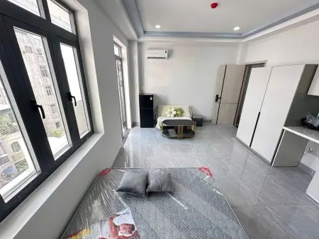 Phòng Cho Thuê Full Nội Thất Ban Công Cửa Sổ Thang Máy 35M2 Ngay Bùi Đình Tuý, Gần Q2, Q3, Q1