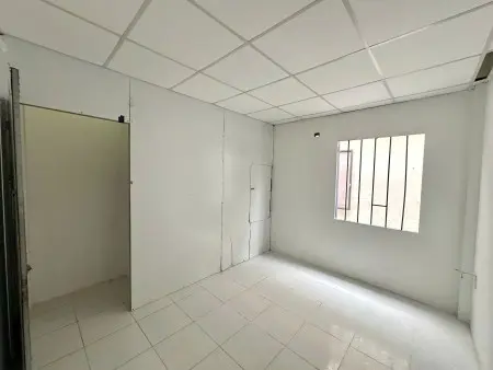 Còn Trống 1 Phòng Cho Thuê Gần Siêu Thị Go - 1 Trệt 1 Lửng