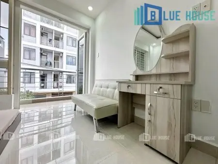 Phòng Full Nội Thất – Có Ban Công – Gần Etown Cộng Hoà