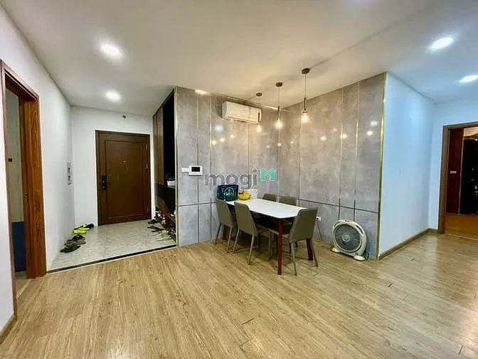 Bán Gấp Ch Iris Garden Trần Hữu Dực Dt 135M 3Pn Full Nt 10,9 Tỷ Sđcc