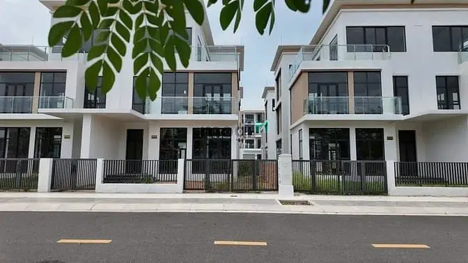 Cần Bán Trước Tết Biệt Thự T&T Millennia Ngay Trường Fpt Long An