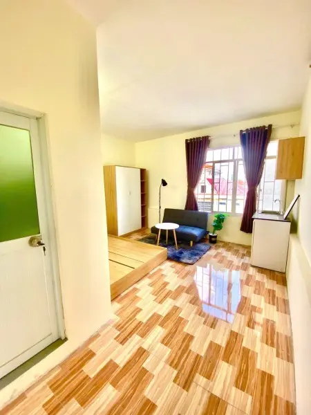 Phòng Cho Thuê Giá Rẻ Gần Đh Bách Khoa, Đh Kinh Tế Q10 Cửa Sổ To