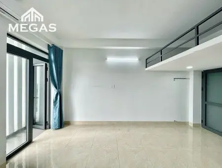 Cho Thuê Phòng Trọ Có Gác Và Bancol Lớn Ngay Khúc Sau Sân Bay.