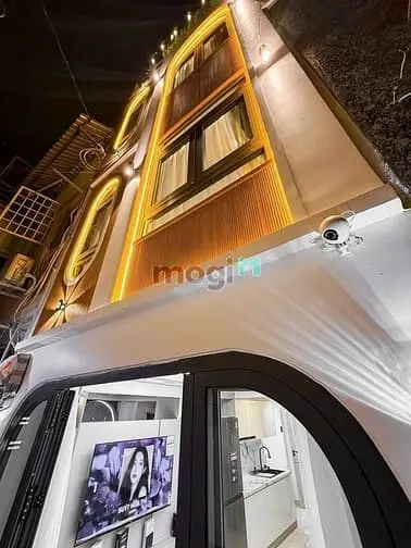 Nhà Đẹp Quận 3 Cmt8, 21M2, 4 Tầng Btct , Nhỉnh 4 Tỷ Tl