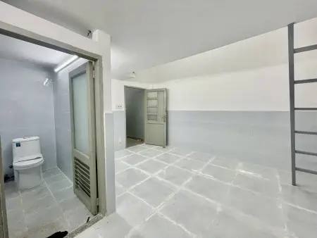 Phòng Mới Có Gác Ngay Khu Cnc, Fpt, Samsung, Nidec,... Chỉ 5Ph Đến Cty