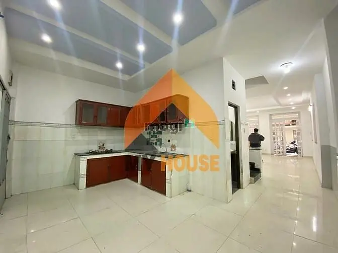 Ùi Ôi Nhà Gì Mà Rẻ Quá Trời Quá Đất 20Tr/4Pn Ngay Metro Q2