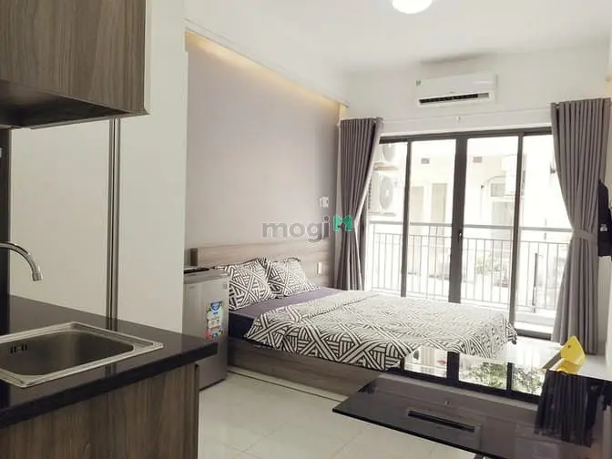 Balcony Nam Kỳ Khởi Nghĩa Gần Terra Royal Lý Chính Thắng Giáp Quận 1