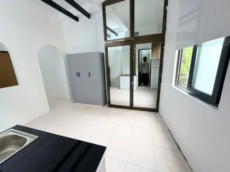 Căn Hộ Cho Thuê 1Pn Tách Bếp Mới 100% Trung Tâm Phú Nhuận