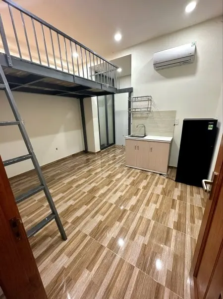 Cho Thuê Căn Hộ Dịch Vụ - Đầy Đủ Nội Thất - Ngay Gần Công Viên Làng Hoa