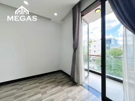 Phòng Mới Ban Công, Đầy Đủ Tiện Nghi, Ngay Cầu Vượt Cây Gõ, 3/2, Hồng Bàng