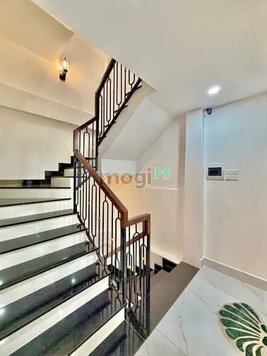 Nhà Mới Quận Phú Nhuận Thích Quảng Đức, Hẽm Xe Hơi, 40M2, 5 Tầng Btct