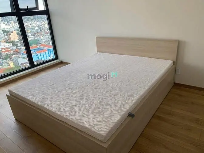 Cho Thuê Căn Hộ 2Pn Nội Thất Cơ Bản Chung Cư Park Legend Giá 14Tr/Th