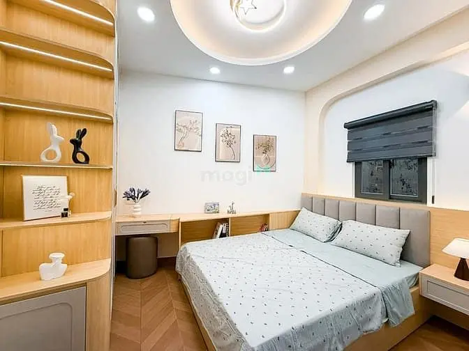 Q1- Võ Thị Sáu- 4Pn- Sân Thượng, Ngang Vip 6.6