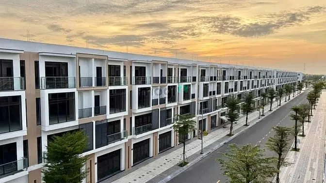 Quá Rẻ! Sở Hữu Nhà Phố 90M2 Xây Sẵn Dự Án T&T City Millennia Hơn 5 Tỷ