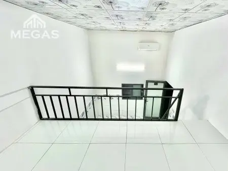 Phòng Cam Kết Như Hình Gác Cao 2M - Máy Lạnh - Giá Sinh Viên