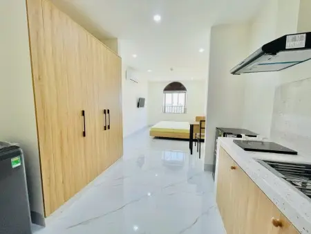 Studio Cửa Sổ 35M2 - Tách Bếp, Sạch Sẽ - Chu Văn An - Ngã Tư Hàng Xanh
