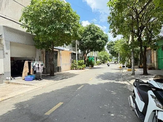 💯 Hiếm💥Còn Sót Nền Đất Đẹp Mtnb Khu Tên Lửa 4,5X20M Sát Đs 6, Gần Cv