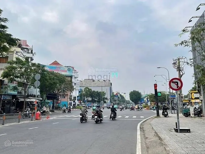 Ngộp,Cần Bán Nhà Mặt Tiền Gần Âu Cơ. 4,3X 20, Nở Hậu 7M, 8,5 Tỷ Tl