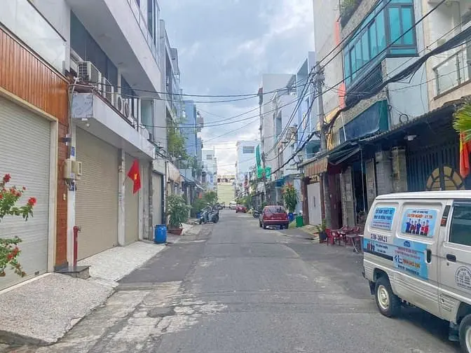 Tìm Chủ Mới Căn Nhà Hẻm 366/ Lê Văn Qưới,70M2, 2 Lầu, St. Giá: 8.2 Tỷ