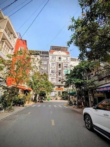 Nhà 4 Tầng Mặt Tiền Đường Số Lâm Văn Bền Quận 7. 6,8*20 Hơn 23 Tỷ.