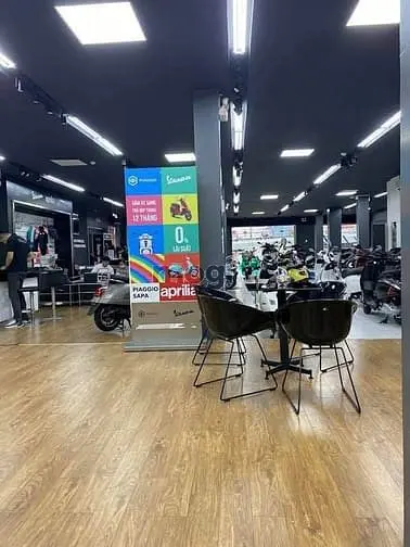 Giảm 30% Mặt Tiền Cộng Hòa,Quận Tân Bình 1100M2, Giá 190 Triệu/M2