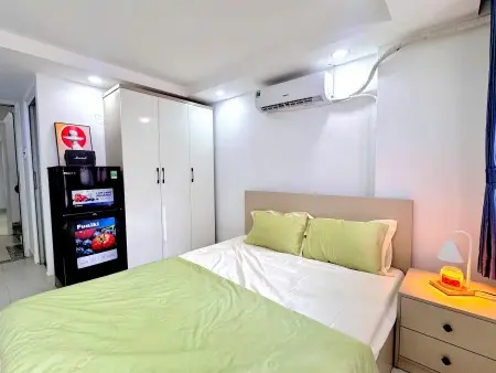 Cho Thuê Phòng Bancony Tách Bếp Ngay Khu Phan Xích Long Q Phú Nhuận