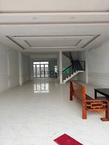 Chính Chủ Gửi Bán Nhà Mặt Tiền Hoàng Hữu Nam, P.long Bình