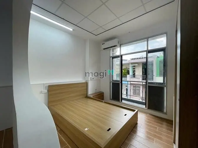 Cho Thuê Căn Hộ 1Pn - Ban Công Rộng - Đường Trường Sa Q3