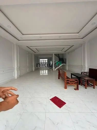 Chính Chủ Gửi Bán Nhà Mặt Tiền Hoàng Hữu Nam, P.long Bình