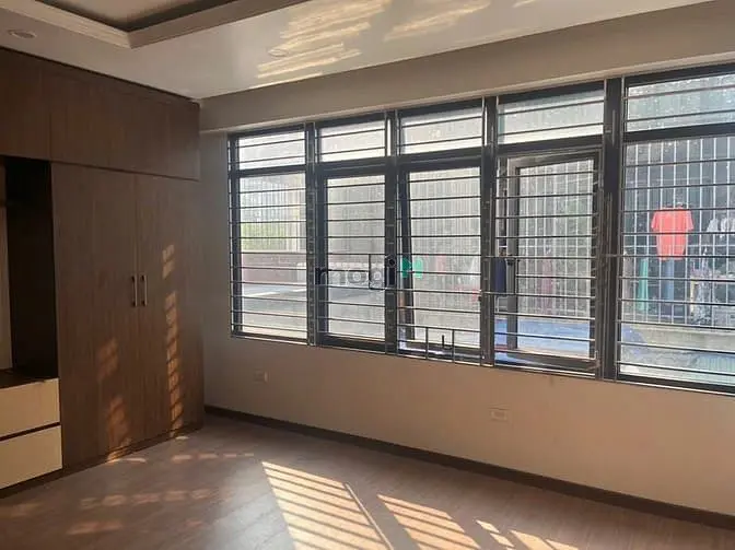 Cho Thuê Nhà Ngõ 111 Nguyễn Xiển Dt 60M2, 5T, Mt4,5M, Giá 24Tr/Th