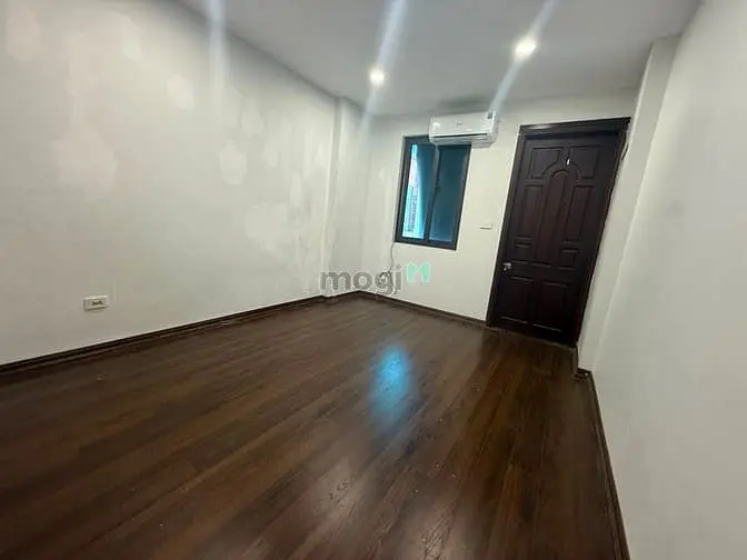Cho Thuê Nhà Phân Lô Ngõ 102 Khuất Duy Tiến. 55M2, 4 Tầng, 22Tr/Th