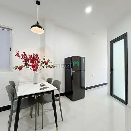 Căn Hộ Studio - 1Pn - Tách Bếp - Full Nội Thất Ngay Công Viên Làng Hoa