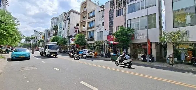 Chuyển Nhượng Tài Sản Triệu Đô Q.3... Tòa Nhà 10 Tầng 2 Mặt Tiền Đường