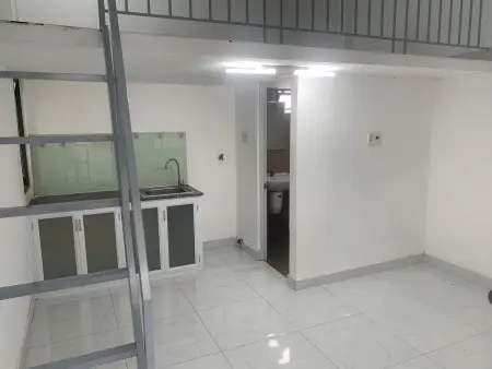 Phòng Gác Cao, Máy Lạnh Ngay Đỗ Xuân Hợp Thuận Tiện Đi Học Đi Làm, Cđ Kinh Tế Đối Ngoại Chỉ 900M