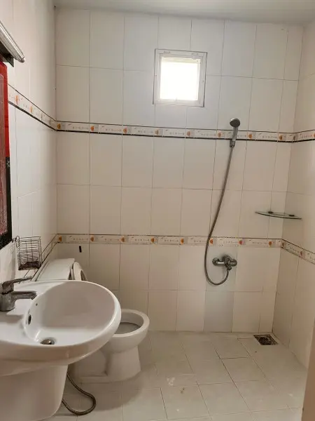 Nhà Trống, Chính Chủ Cho Thuê, Khu Vực An Ninh, Yên Tĩnh. Sân Đậu Xe Ôtô