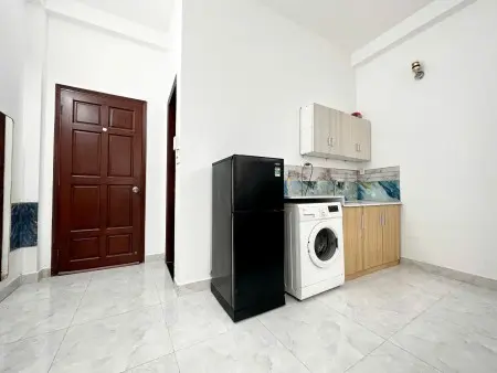 Cho Thuê Phòng Trọ Giá Rẻ Gần Đh Kinh Tế Q10 Có Ban Công Thoáng Mát Đầy Đủ Nội Thất