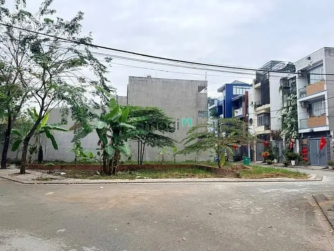 Chính Chủ Gửi Bán Lô Đất Góc 2 Mặt Tiền Lò Lu, P.long Phước