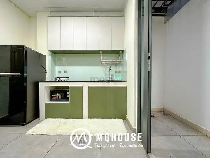 Cho Thuê Căn Hộ 2Pn - Rộng 65M2 - Đường Cách Mạng Tháng Tám . Q10