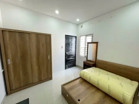 Thuê 2Pn Mới 100% Full Nội Thất Ngay Mặt Tiền Đường Tô Hiến Thành Quận 10