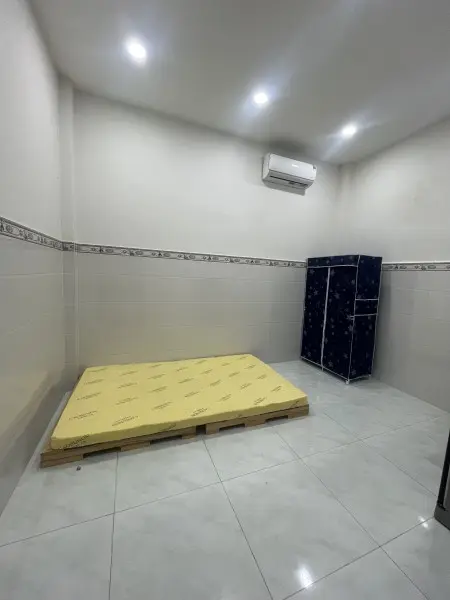 Cho Thuê Phòng 18M2 - Đầy Đủ Nội Thất - P Trệt Giá 4.5Tr - P13 - Q Tân Bình