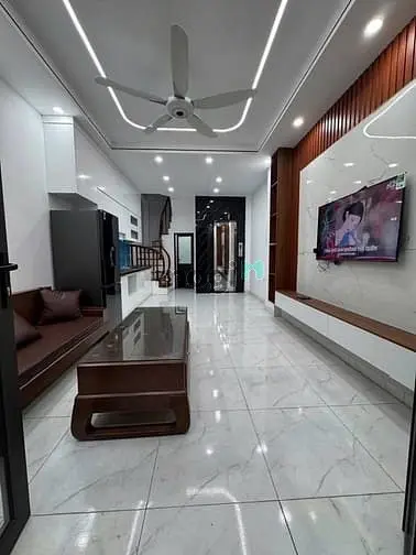 Lê Trọng Tấn Hà Đông- 5 Tầng Xây Mới Cực Đẹp- Oto Đỗ Cửa Thoải Mái