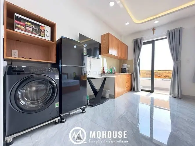 Cho Thuê Căn Hộ Có Ban Công - Rộng 30M2 - Tô Hiến Thành Q10