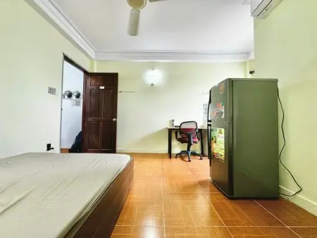 Cho Thuê Phòng Phú Nhuận Giá Rẻ Chỉ 4Trx, Cửa Sổ Trời Siêu Thoáng, Full Nội Thất Giáp Q1, 3, Bthanh