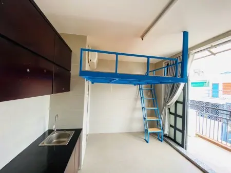 Còn Trống 2P Sẵn Nội Thất Cửa Sổ Ban Công Ngay Chợ Tân Hương Gần Đh Văn Hiến Có Thang Máy