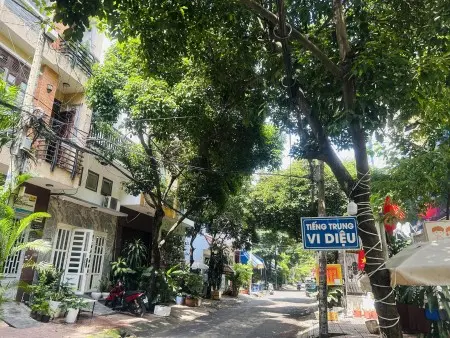 Tìm Nam Ở Ghép Ký Túc Xá Mới, Xanh Mát, Hẻm Xe Hơi,Đường D2 Nguyễn Gia Trí, Gần Hutech, Ngoại Thương