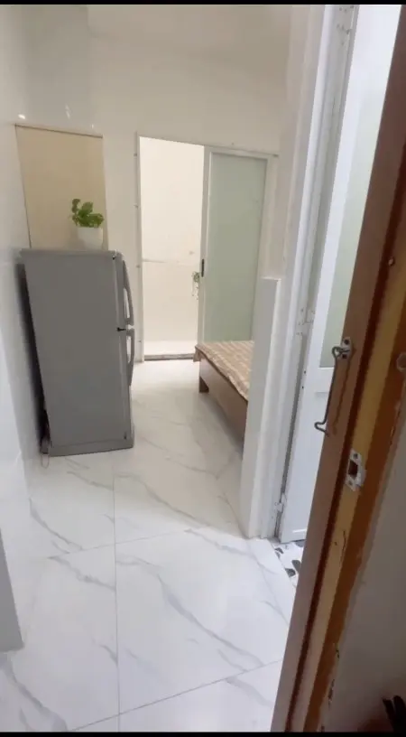 Cho Thuê Phòng Tách Bếp Ở Hồ Hảo Hớn Quận 1 Gần Bùi Viện Nhà Ga Metro Bến Thành