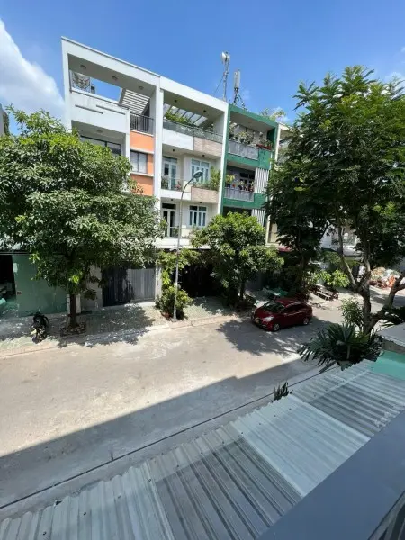 Cho Thuê Duplex Siêu Sịn Sò - Có Ban Công - Full Nội Thất - Gần Ngã Tư Hàng Xanh !!!